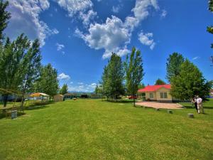 Fotografie z fotogalerie ubytování Geghama Garden House - Resort Sevan v destinaci Sevan