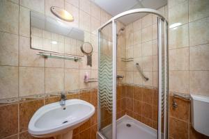 Koupelna v ubytování Nefelejcs Hotel
