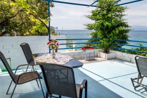 Afbeelding uit fotogalerij van Mermaid Apartment in Skala Marion