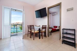 Afbeelding uit fotogalerij van Mermaid Apartment in Skala Marion +5 foto's