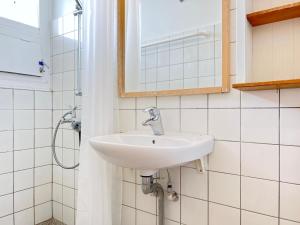 Koupelna v ubytování One Bedroom Apartment In Valby, Langagervej 64, 2