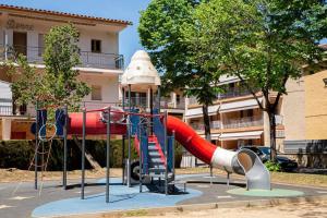 Detský kútik v ubytovaní Ideal família a 500m de la playa en SAgaró