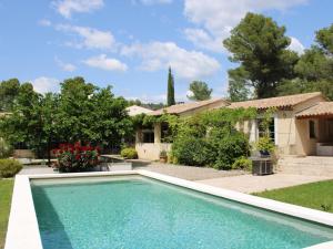 The swimming pool at or close to Welcoming holiday home in Tourtour with private pool