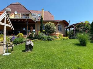 Vonkajšia záhrada v ubytovaní Balatonfüred - Péter apartman