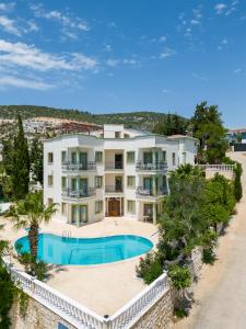 Bazén v ubytování Apartment with Shared Pool Apple Kalkan ID:501 nebo v jeho okolí