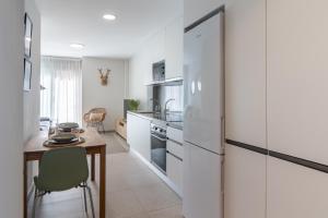 Kuchyňa alebo kuchynka v ubytovaní Apartamento Chacolina Las Canteras