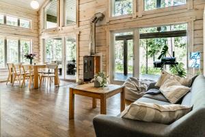 Posezení v ubytování Meretuule Holiday Home