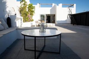 A balcony or terrace at Exclusivo cortijo con piscina privada