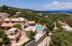 Ptičja perspektiva nastanitve Villa Ozias a modern,spacious, swimmig pool villa.