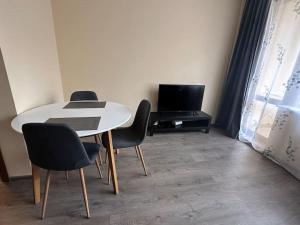 TV a/nebo společenská místnost v ubytování Apartment Sea wave