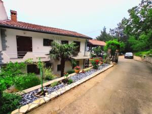 Zahrada ubytování Apartments Plavčić