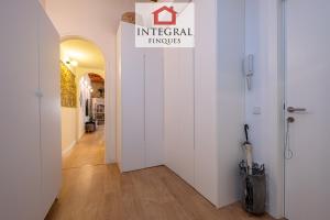 Certifikát, ocenenie alebo iný dokument vystavený v ubytovaní Apartaments Ca la Somiada
