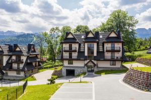 En generel udsigt til bjerge eller udsigt til bjerge taget fra lejligheden