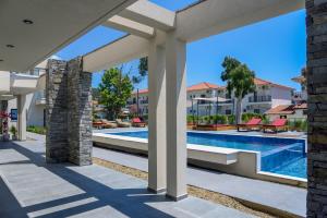 Bassein majutusasutuses Amyntas Seafront Hotel või selle lähedal
