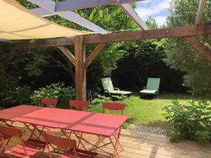 Galeriebild der Unterkunft BEACH HOUSE DE CHARME A MESSANGES. LA MAISON BLEUE in Messanges