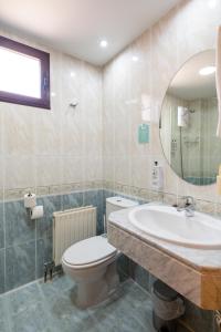 Koupelna v ubytování Hostal Alda Río Duero