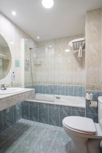 Koupelna v ubytování Hostal Alda Río Duero