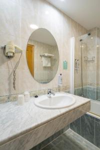 Koupelna v ubytování Hostal Alda Río Duero