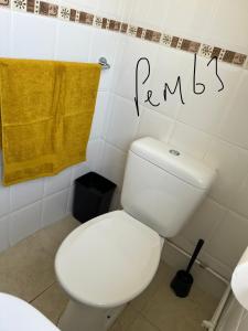Ένα μπάνιο στο 63 Bermuda +3 φωτογραφίες