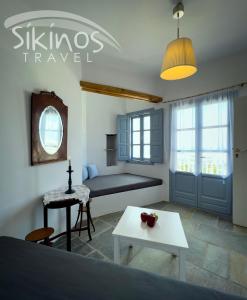Fotografie z fotogalerie ubytování Traditional Maisonette with picturesque Chora View v destinaci Chora Folegandros