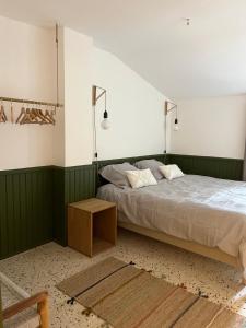 Postel nebo postele na pokoji v ubytování Maison Emile - Coeur du village - 8 personnes - Clim - Superbe literie