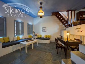 Fotografie z fotogalerie ubytování Traditional Maisonette with picturesque Chora View v destinaci Chora Folegandros