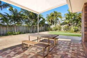 Gambar di galeri bagi Hervey Bay Shelly Beach Stay ,Pet Friendly 300m to beach di Torquay +8 gambar