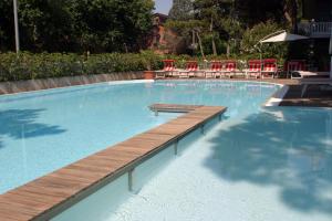 Bazén v ubytování Hotel Friuli nebo v jeho okolí