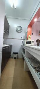 Virtuve vai virtuves zona naktsmītnē Mi Casita del Cabo