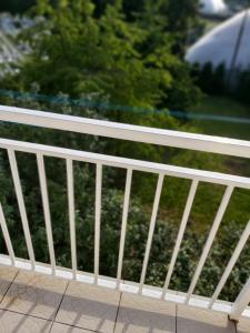 En balkon eller terrasse på Miya Free parking