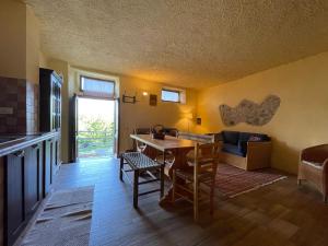 A seating area at Agriturismo Giandriale