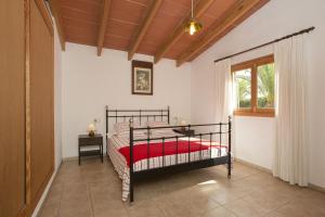 Posteľ alebo postele v izbe v ubytovaní Villa Es Jardi - Servera
