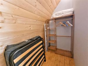 Narivoodi või narivoodid majutusasutuse Bungalow Nomad Harmonia toas