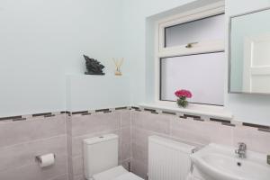 Koupelna v ubytování Killala 3 bed house