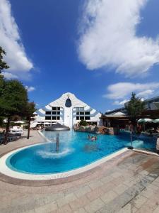 Swimmingpoolen hos eller tæt på Luxury Apartman SPA Residence Hévíz