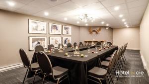 Fotografie z fotogalerie ubytování Hôtel & cie v destinaci Sainte-Anne-des-Monts