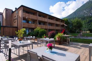 Ein allgemeiner Bergblick oder ein Berglick von des Hotels aus