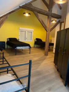 Posezení v ubytování gîte Le Mont Marsis + 9 fotografií