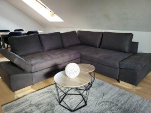 Svetainės erdvė apgyvendinimo įstaigoje Zentrale Wohnung in Crailsheim