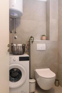 Et badeværelse på Apartment Paradise A&I