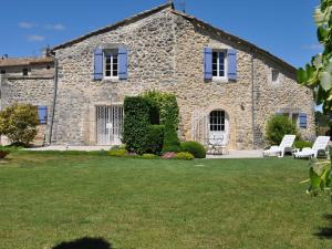 Zahrada ubytování Country House in Lussan near Pont du Gard