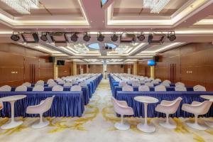 Konferenční prostory v ubytování Dingshang Apartment Hotel