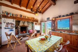 Φωτογραφία από το άλμπουμ του Rustico Ciabott σε Dascio