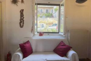 Posedenie v ubytovaní Guesthouse Simou with view 3 bedrooms
