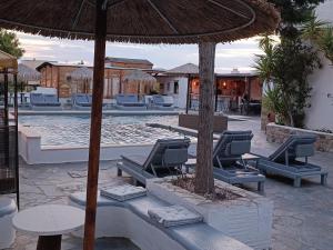 Bazén v ubytovaní Naxos Summerland resort alebo v jeho blízkosti