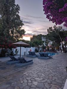 Bazén v ubytovaní Naxos Summerland resort alebo v jeho blízkosti
