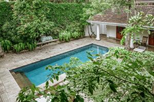 Piscina di Maniumpathy Hotel o nelle vicinanze