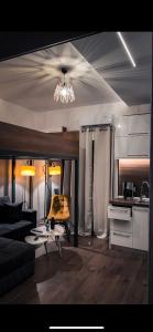 Χώρος καθιστικού στο Modern Tiny House in Volos