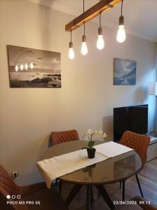 Część wypoczynkowa w obiekcie Apartamento Piscina 2G by Urraca Suites Viveiro
