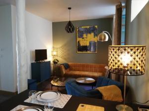 Część wypoczynkowa w obiekcie Appartement sous les remparts